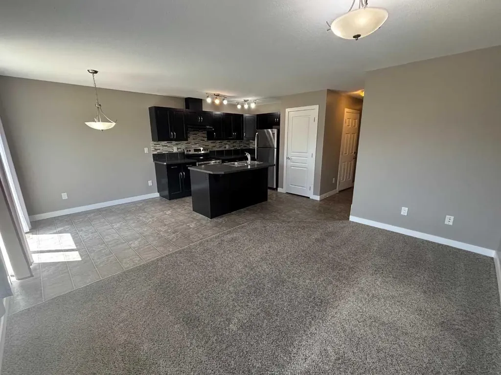 205 Silkstone Road W Lethbridge AB T1J 4J9