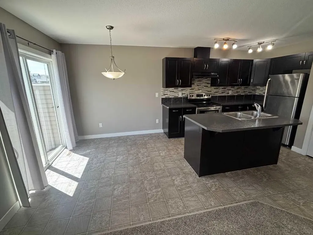 205 Silkstone Road W Lethbridge AB T1J 4J9