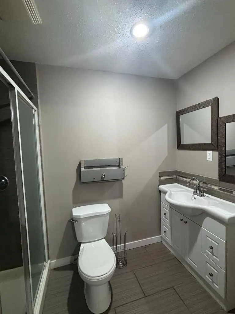 205 Silkstone Road W Lethbridge AB T1J 4J9