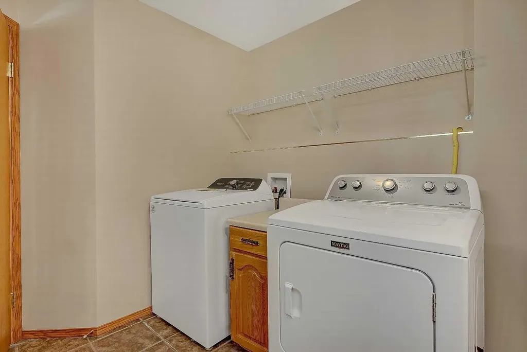 10309 74 Avenue Grande Prairie AB T8W 2M6