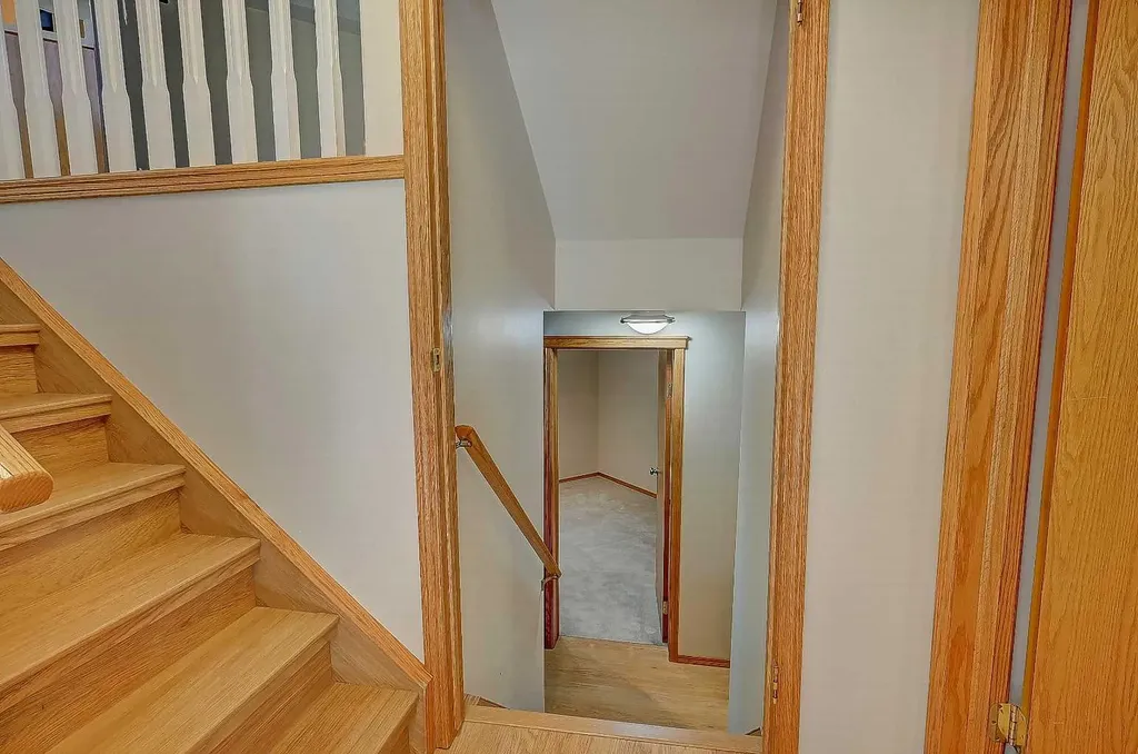10309 74 Avenue Grande Prairie AB T8W 2M6