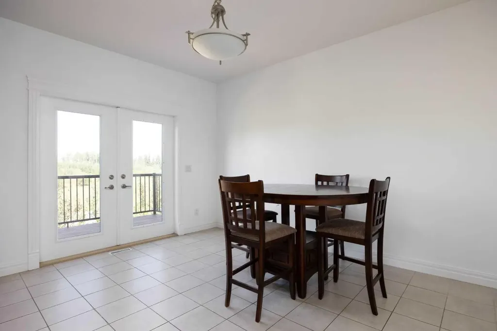 322 Grosbeak Way Fort Mcmurray AB T9K 0L8