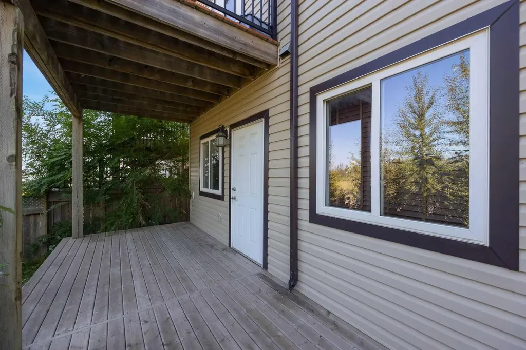 322 Grosbeak Way Fort Mcmurray AB T9K 0L8