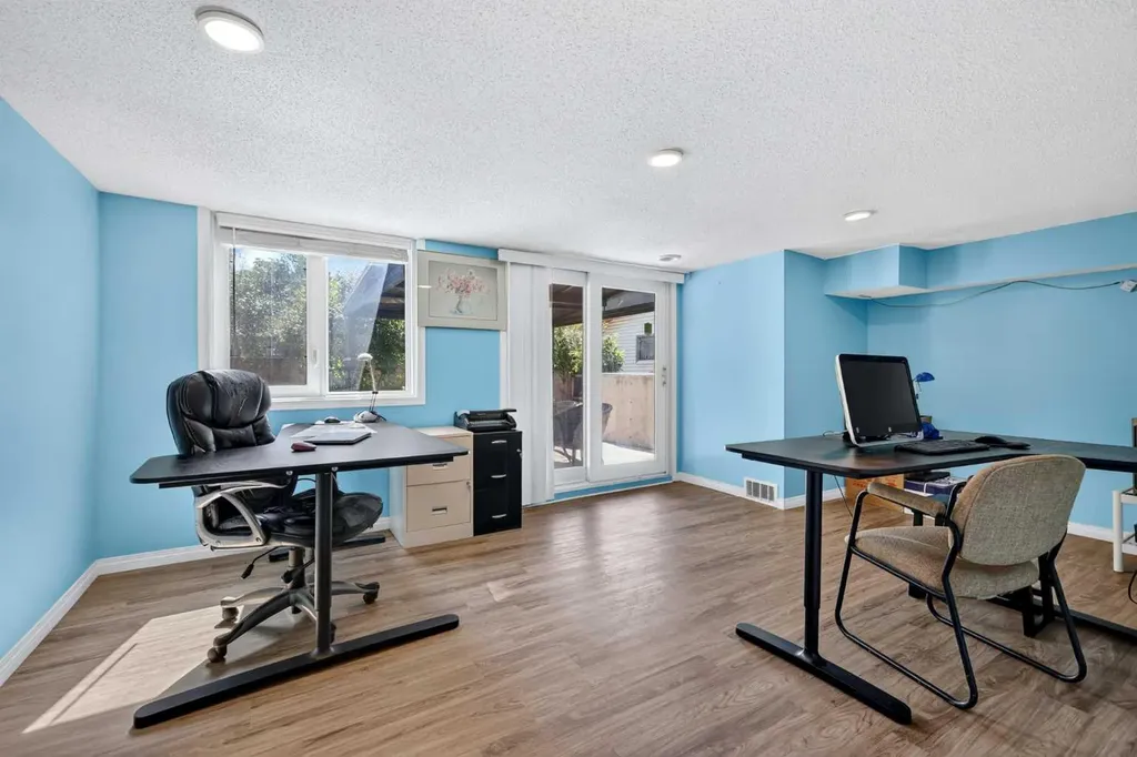 2018 Cottonwood Crescent SE Calgary AB T2B 1T1