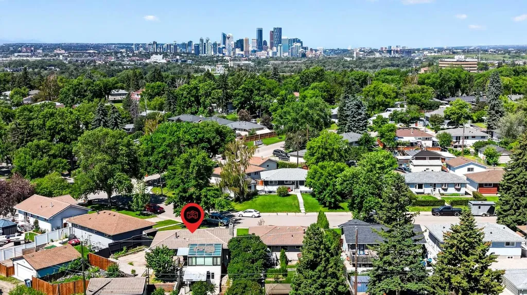 2018 Cottonwood Crescent SE Calgary AB T2B 1T1