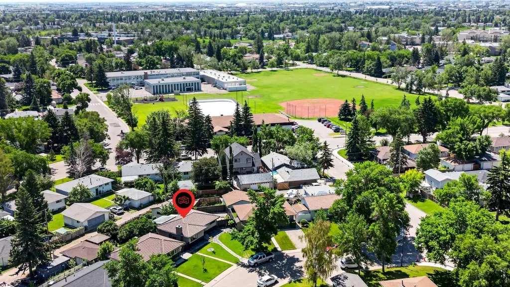 2018 Cottonwood Crescent SE Calgary AB T2B 1T1