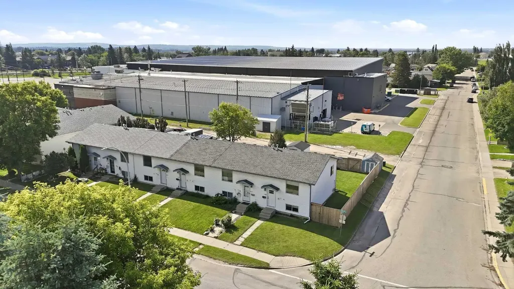 4901A Womacks Road Blackfalds AB T0M 0J0