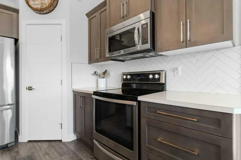 122 Lundberg Crescent Red Deer AB T4R 0R3
