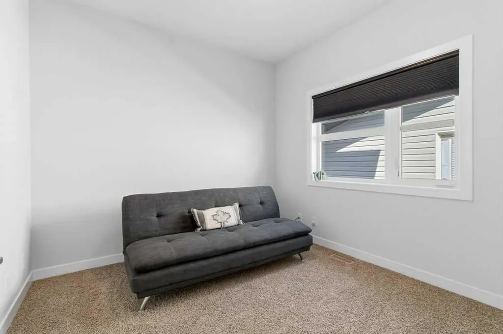 122 Lundberg Crescent Red Deer AB T4R 0R3