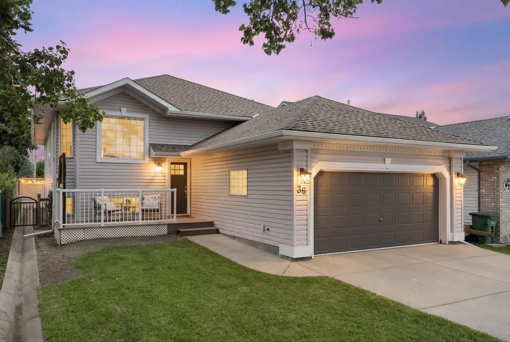 36 Jensen Heights Place NE Airdrie AB T4B 2J3