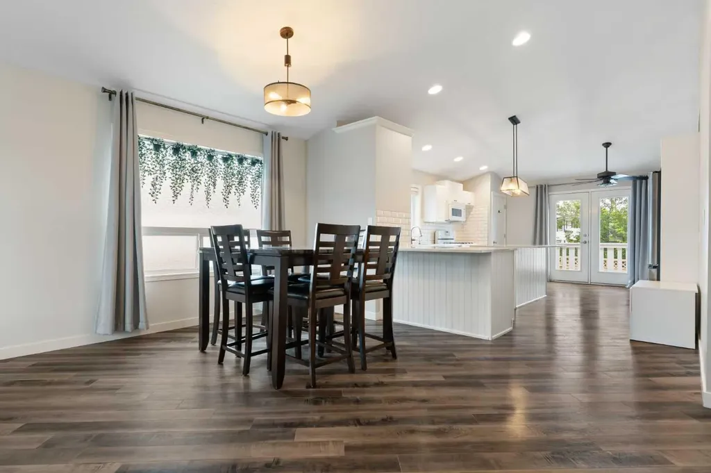 36 Jensen Heights Place NE Airdrie AB T4B 2J3