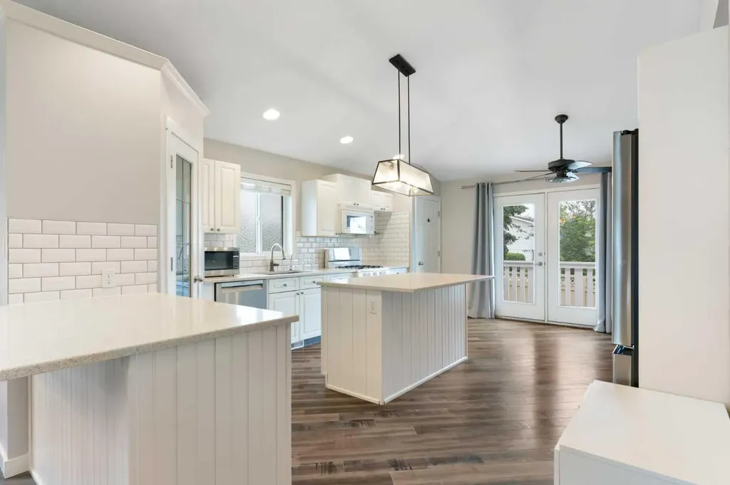 36 Jensen Heights Place NE Airdrie AB T4B 2J3