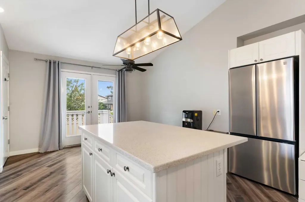 36 Jensen Heights Place NE Airdrie AB T4B 2J3
