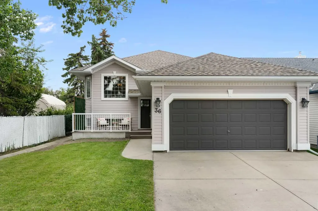 36 Jensen Heights Place NE Airdrie AB T4B 2J3
