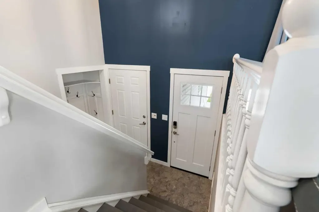 36 Jensen Heights Place NE Airdrie AB T4B 2J3