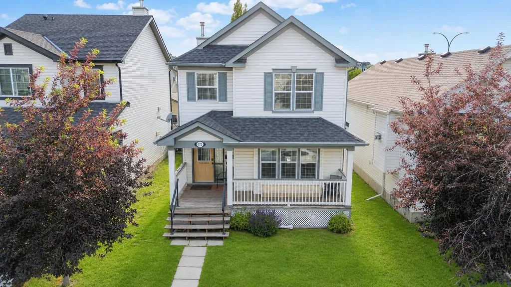 172 Cimarron Grove Crescent Okotoks AB T1S 2E3