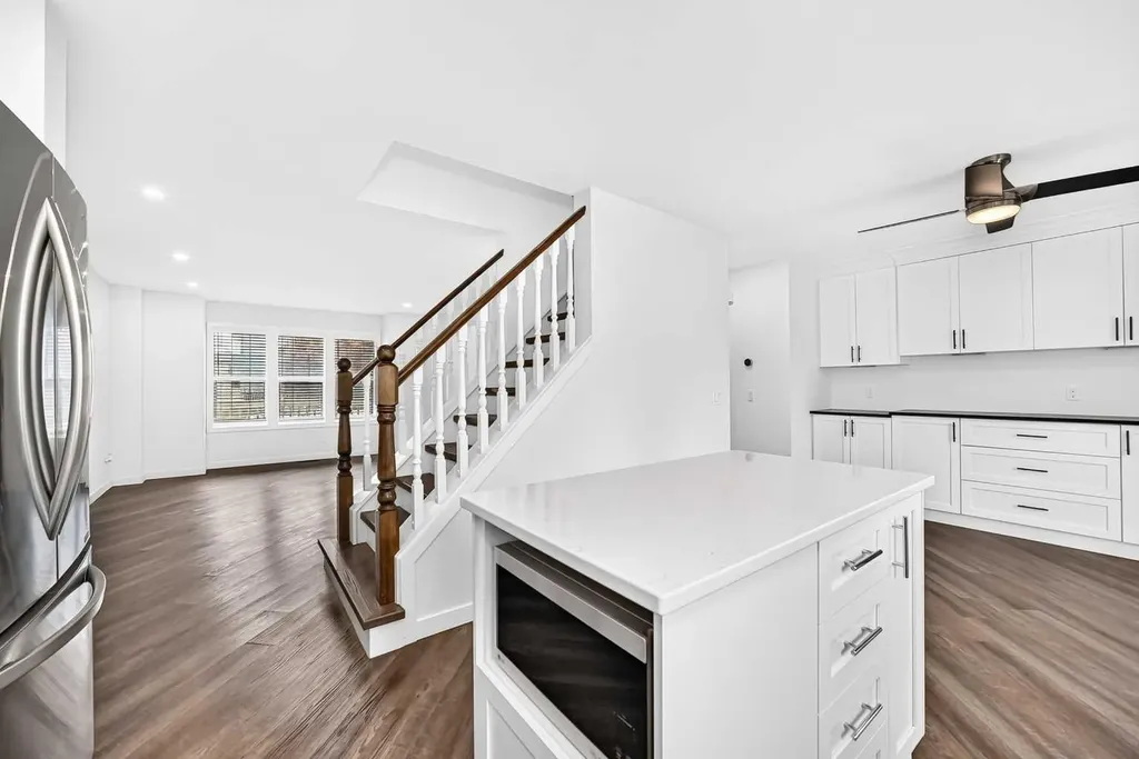 172 Cimarron Grove Crescent Okotoks AB T1S 2E3