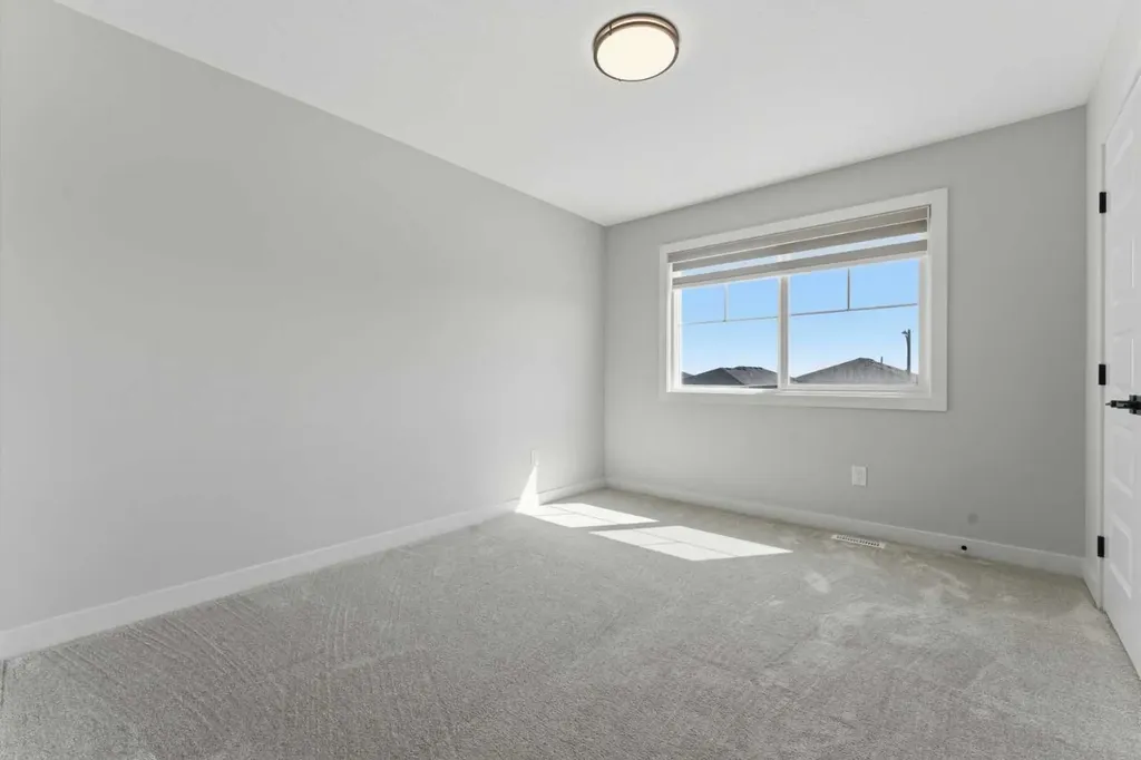 3085 Key Drive SW Airdrie AB T4B 5T1