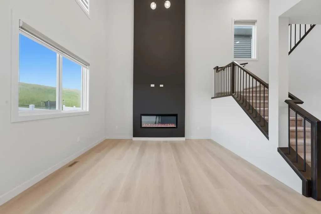 3085 Key Drive SW Airdrie AB T4B 5T1
