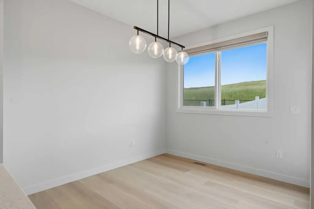 3085 Key Drive SW Airdrie AB T4B 5T1