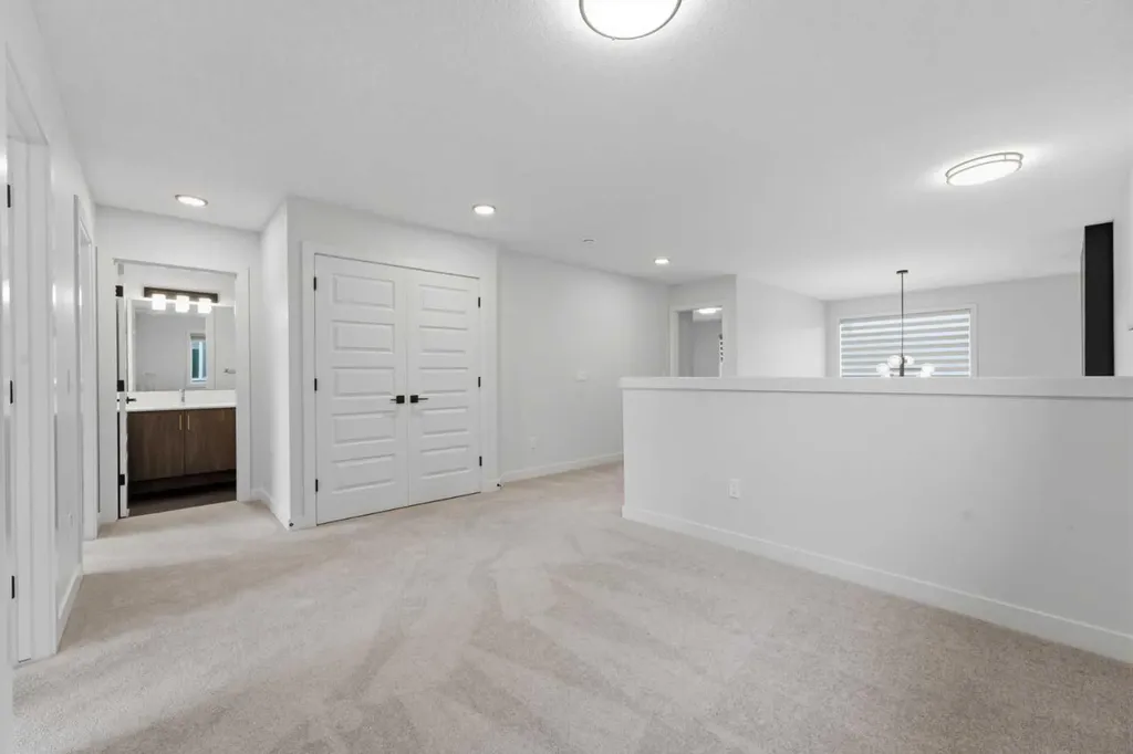 3085 Key Drive SW Airdrie AB T4B 5T1