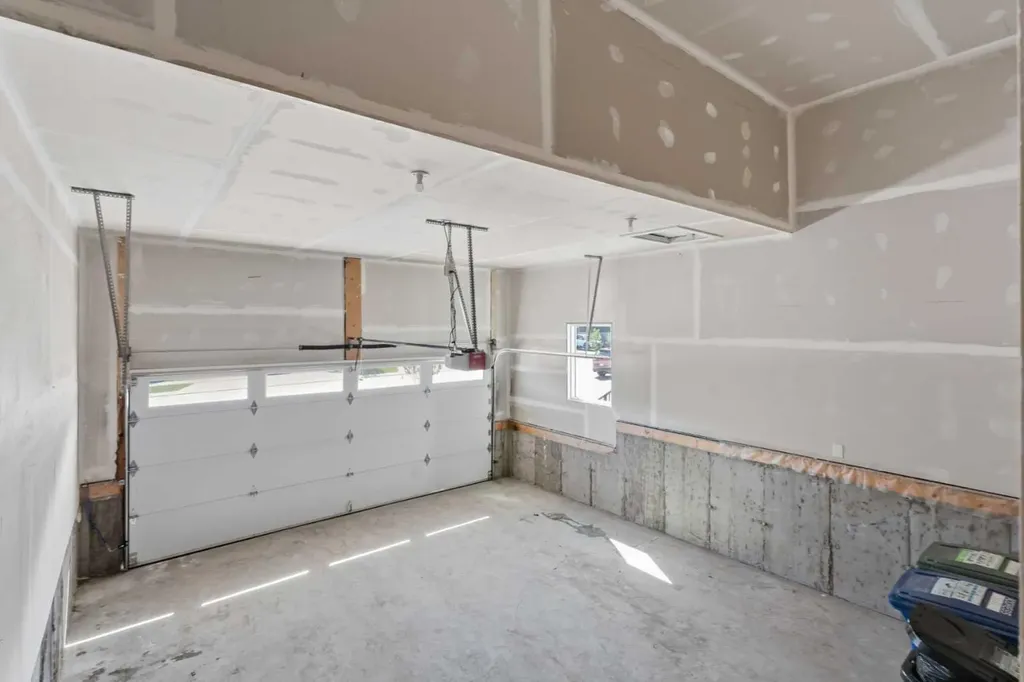 3085 Key Drive SW Airdrie AB T4B 5T1