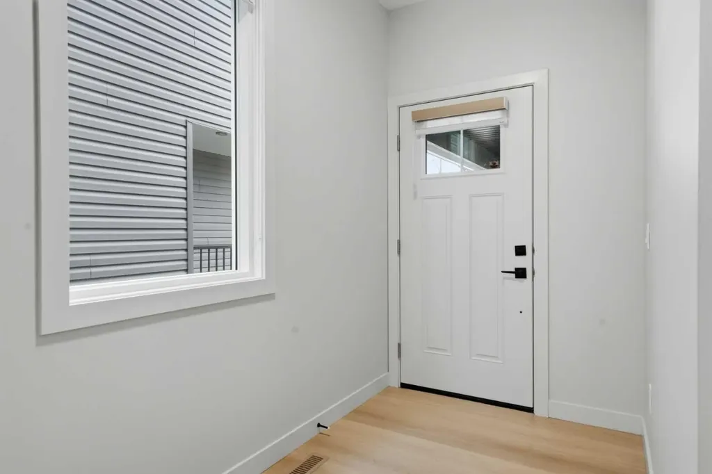 3085 Key Drive SW Airdrie AB T4B 5T1