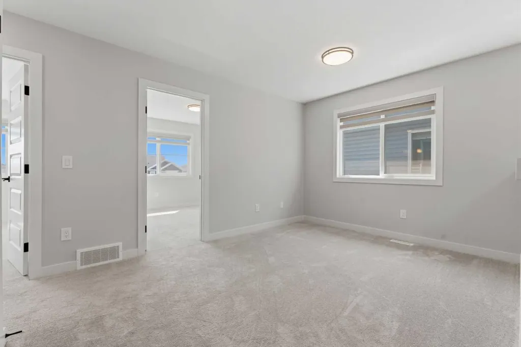 3081 Key Drive SW Airdrie AB T4B 5T1
