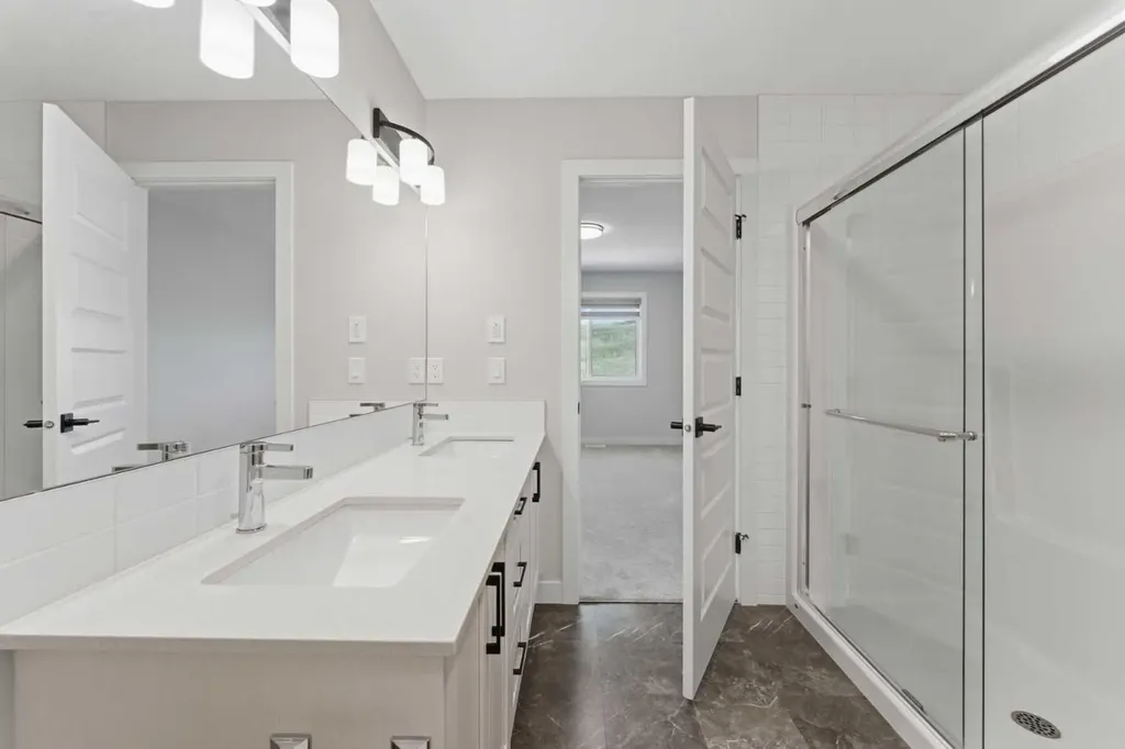 3081 Key Drive SW Airdrie AB T4B 5T1