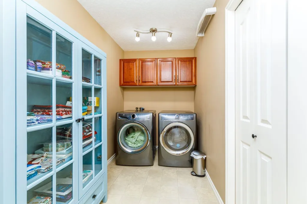 54 Fieldstone Way Sylvan Lake AB T4S 2L3