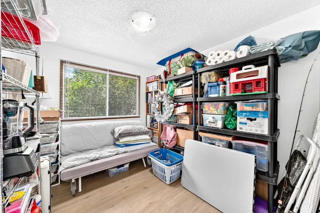 111 Bermondsey Way NW Calgary AB T3K1V5