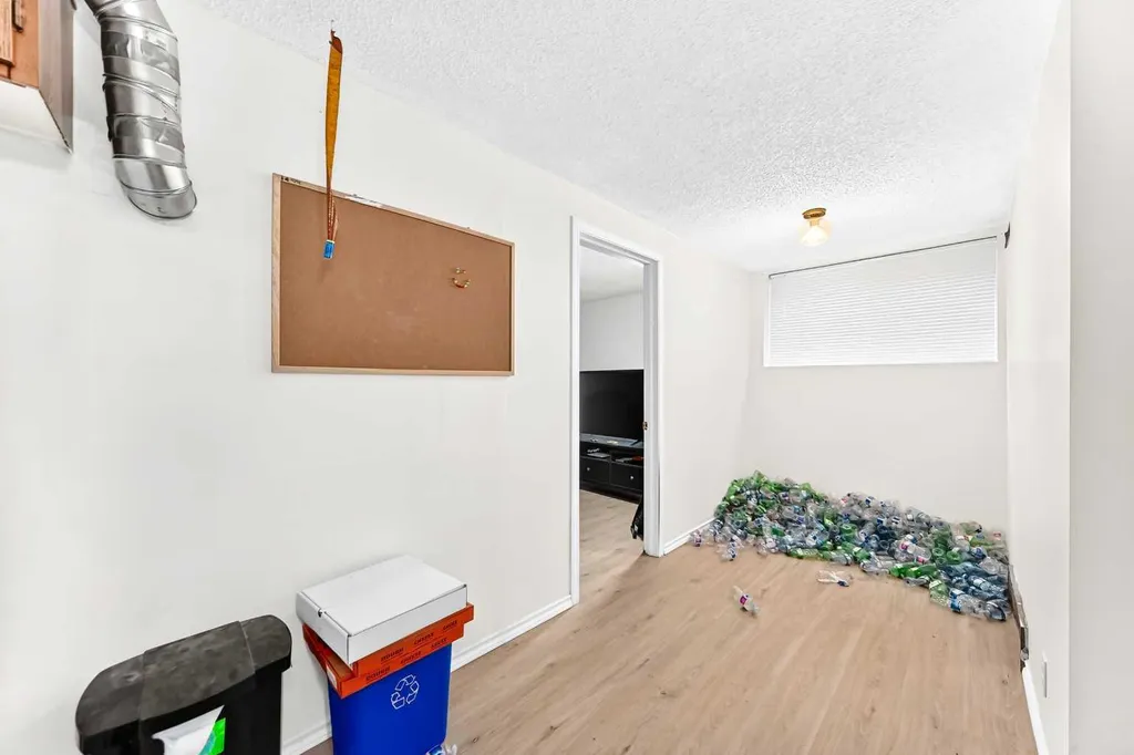 111 Bermondsey Way NW Calgary AB T3K1V5