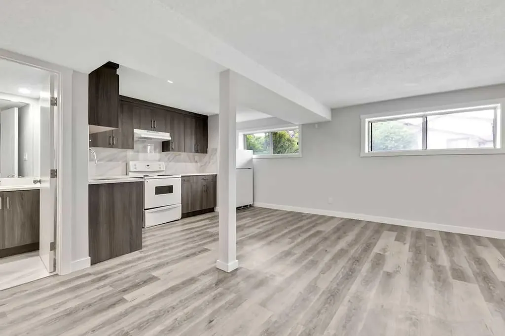 5 Templemont Road NE Calgary AB T1Y 5A2