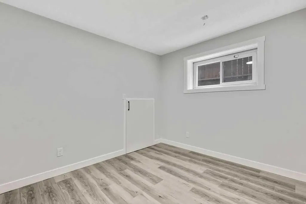 5 Templemont Road NE Calgary AB T1Y 5A2