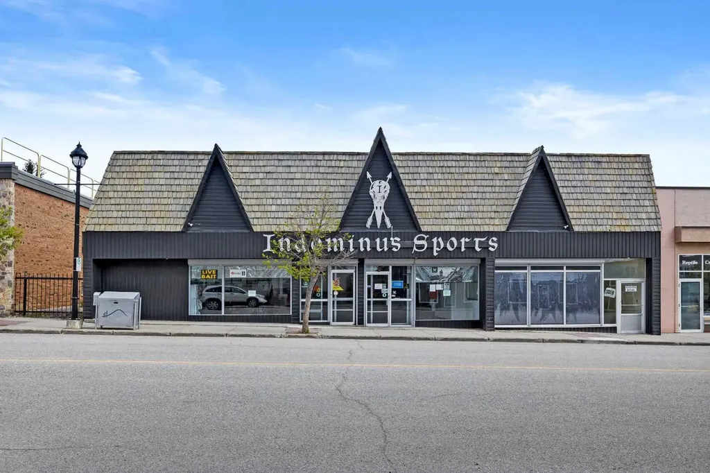 419 50 Street Edson AB T7E 1N7