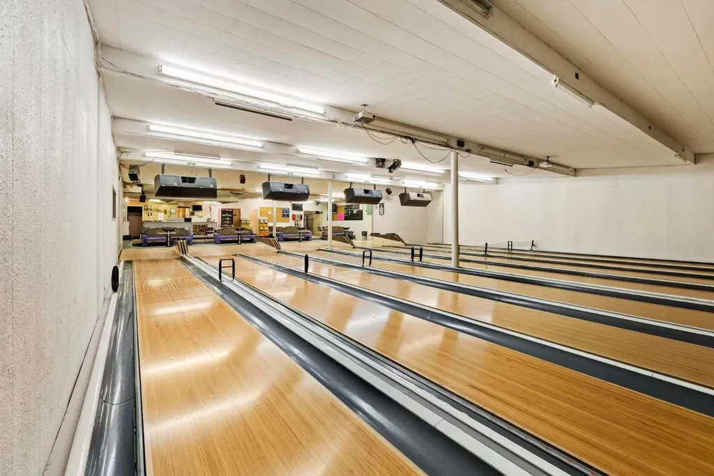419 50 Street Edson AB T7E 1N7
