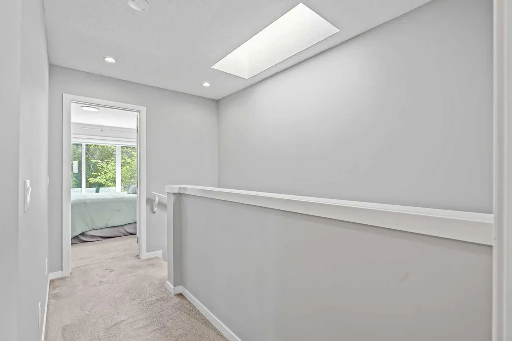 3304 2 Street NE Calgary AB T2E 3H3