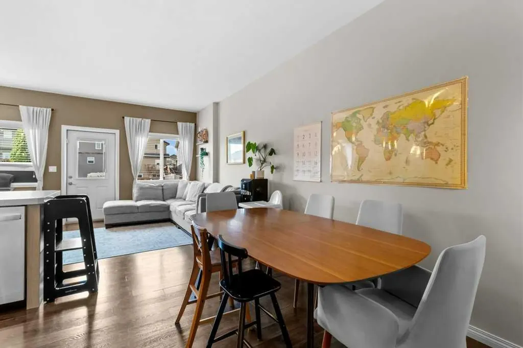 125 Henderson Crescent Penhold AB T0M1R0