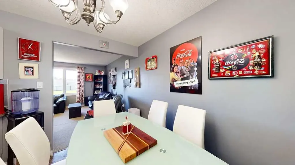 2195 Southview Drive SE Medicine Hat AB T1B1R4
