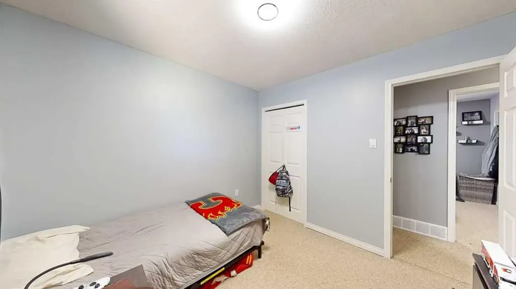 2195 Southview Drive SE Medicine Hat AB T1B1R4