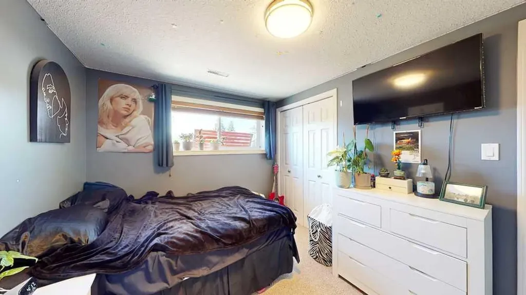 2195 Southview Drive SE Medicine Hat AB T1B1R4