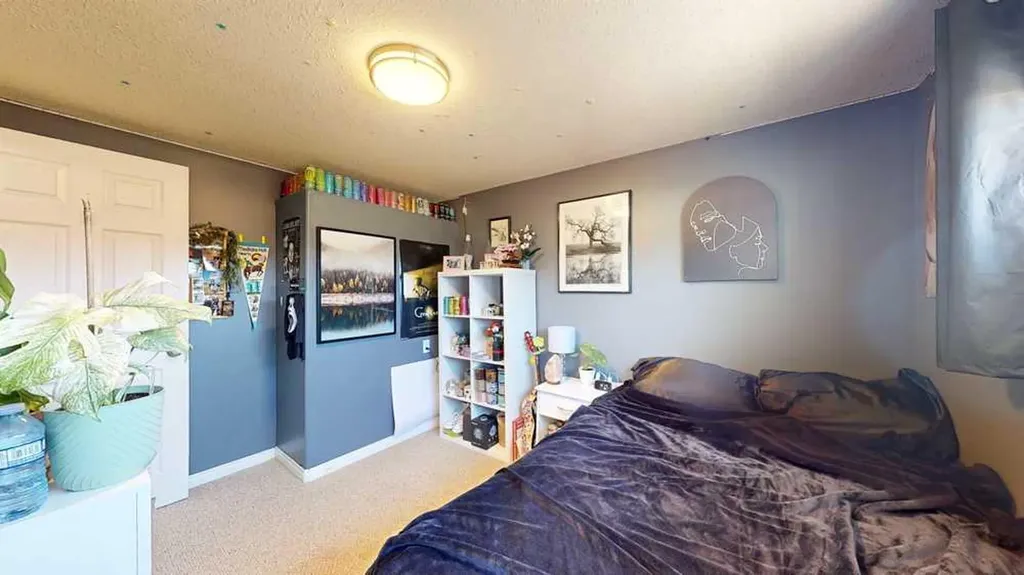 2195 Southview Drive SE Medicine Hat AB T1B1R4