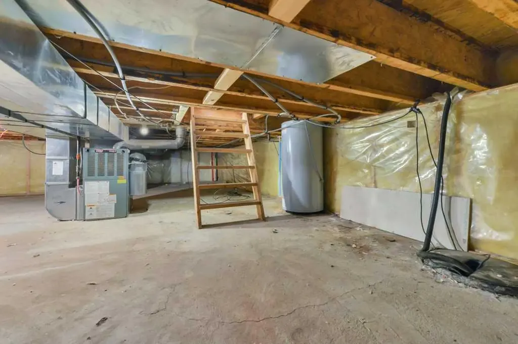 4011 Lakeshore Drive Sylvan Lake AB T4S 1B9