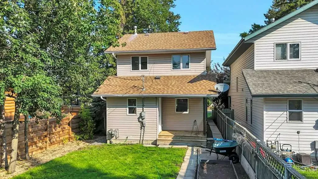 4011 Lakeshore Drive Sylvan Lake AB T4S 1B9