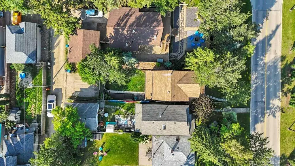 4011 Lakeshore Drive Sylvan Lake AB T4S 1B9