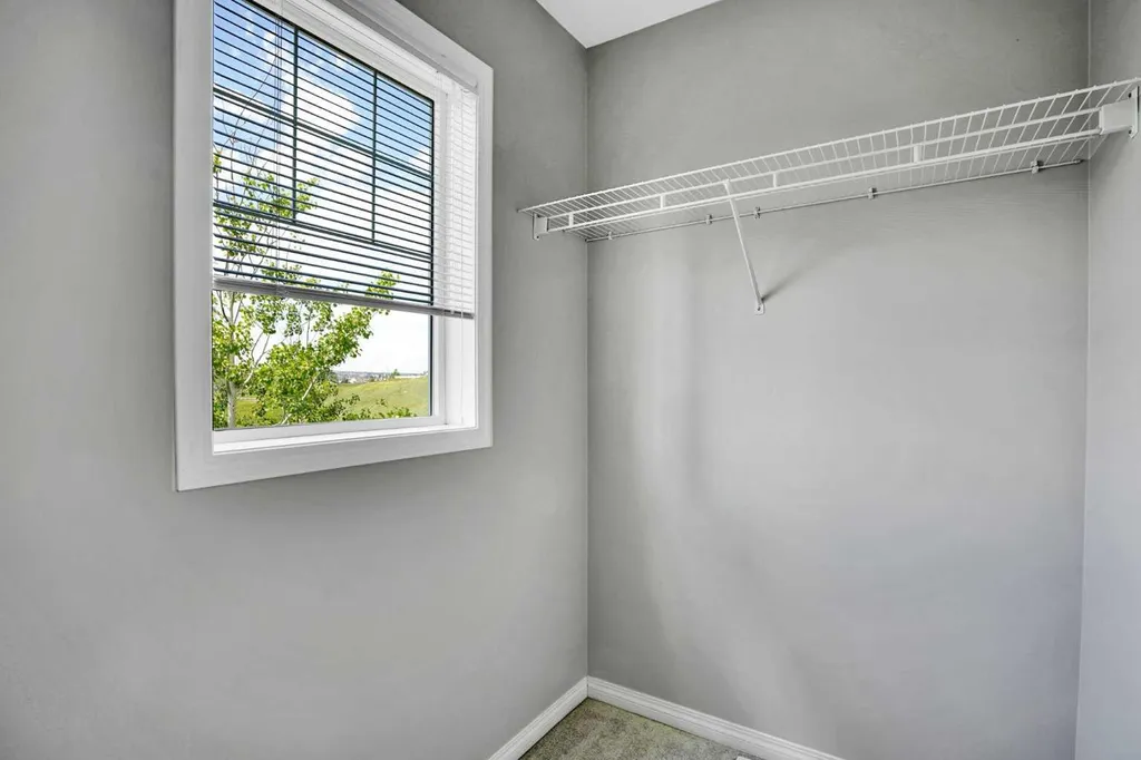 159 Hidden Creek Cove NW Calgary AB T3A 6L8