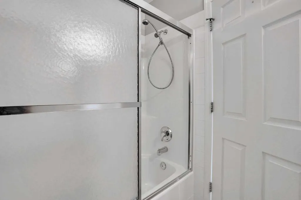 159 Hidden Creek Cove NW Calgary AB T3A 6L8