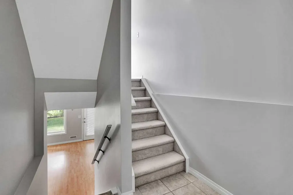 159 Hidden Creek Cove NW Calgary AB T3A 6L8