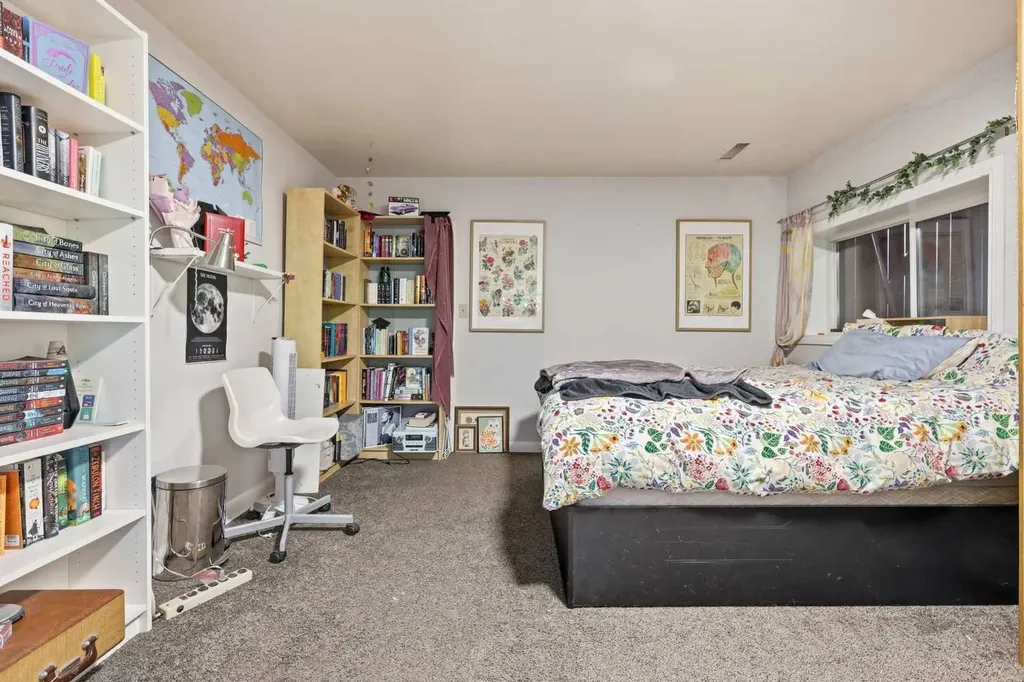7403 20 Street SE Calgary AB T2C 0P9