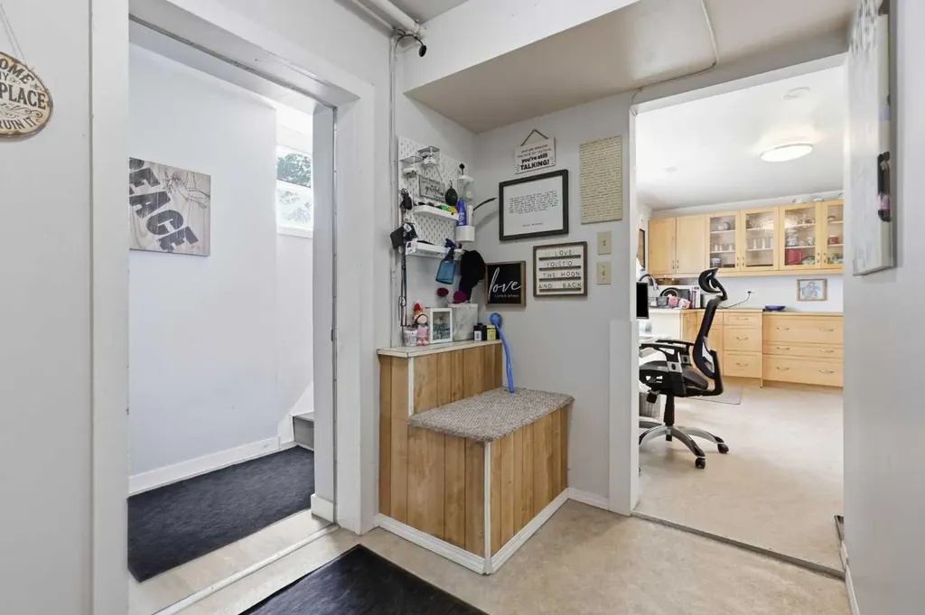 7403 20 Street SE Calgary AB T2C 0P9